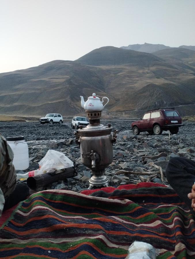 Готель Zaur Guest Hause Xinaliq Екстер'єр фото
