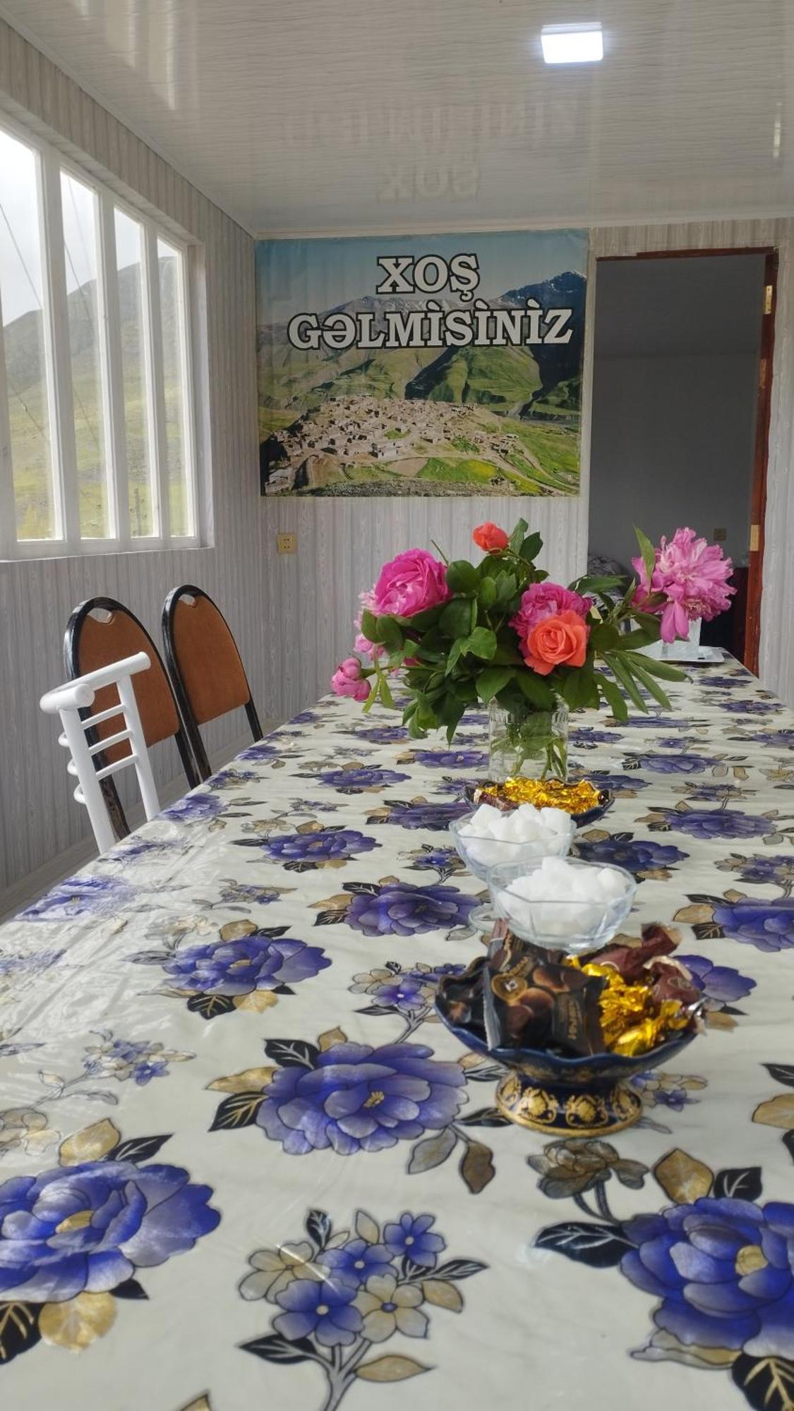 Готель Zaur Guest Hause Xinaliq Екстер'єр фото